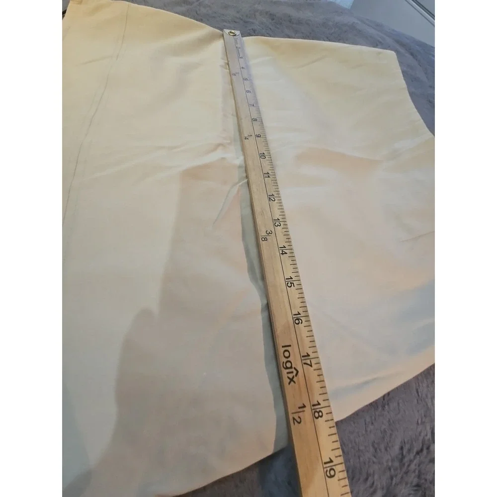Banana Republic Khaki Skirt Women's Size 4 Tan Business Casual Minimalist Beige